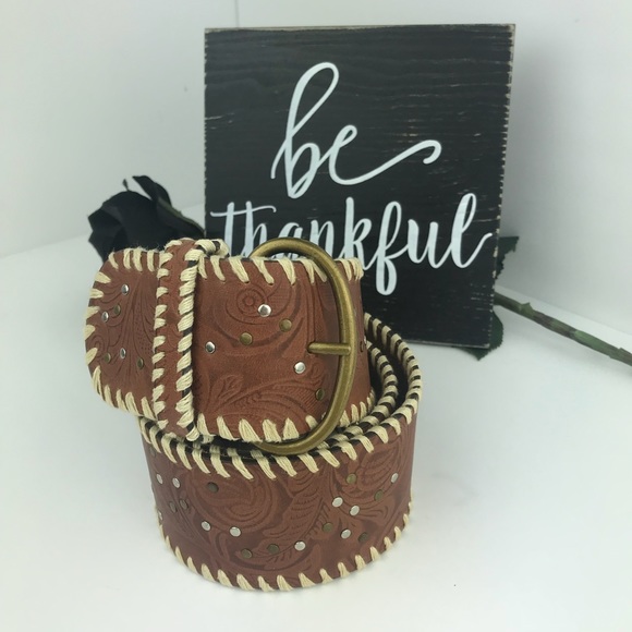 Brown Leather Floral Belt - Picture 6 of 12